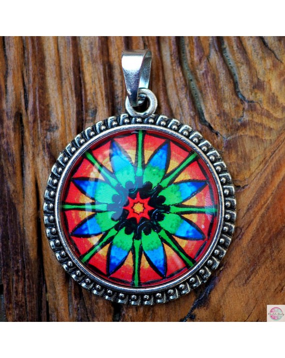 Medalion z mandalą "Kwiat Lotosu - energia zmiany".