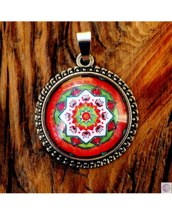 Medalion z mandalą "Nowego".